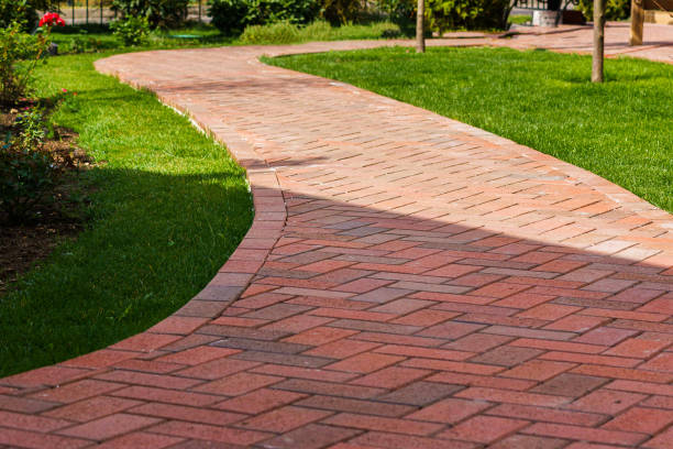 Best Driveway Pavers Installation  in Leslie, MI